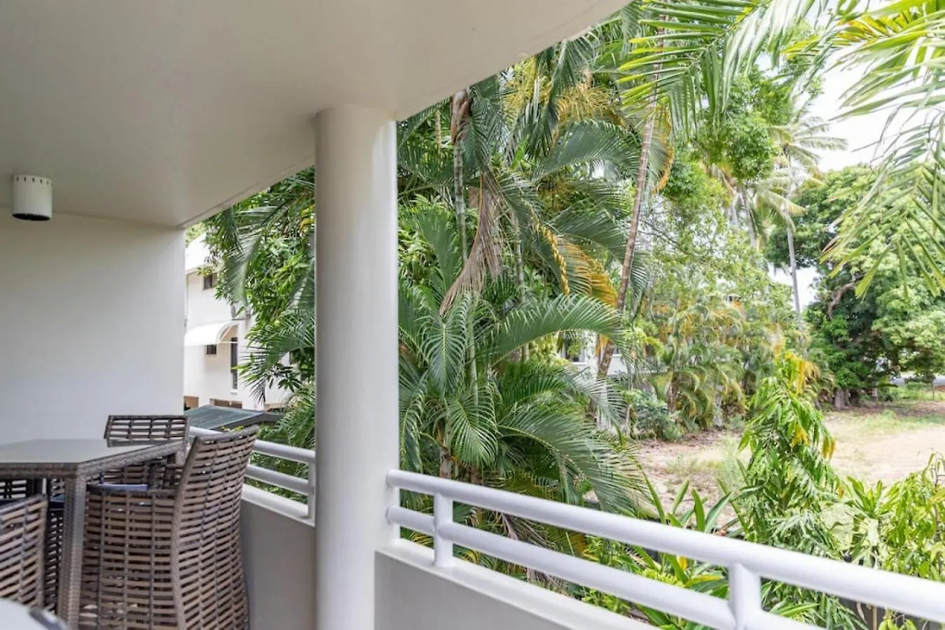 פורט דוגלאס Beachluxe Sunseeker, Sublime Tropical Apartment פורט דוגלאס