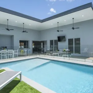  Holiday home Kokomo
