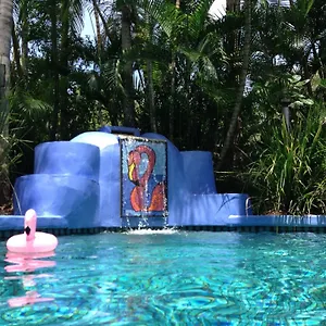 4* אתר נופש Pink Flamingo