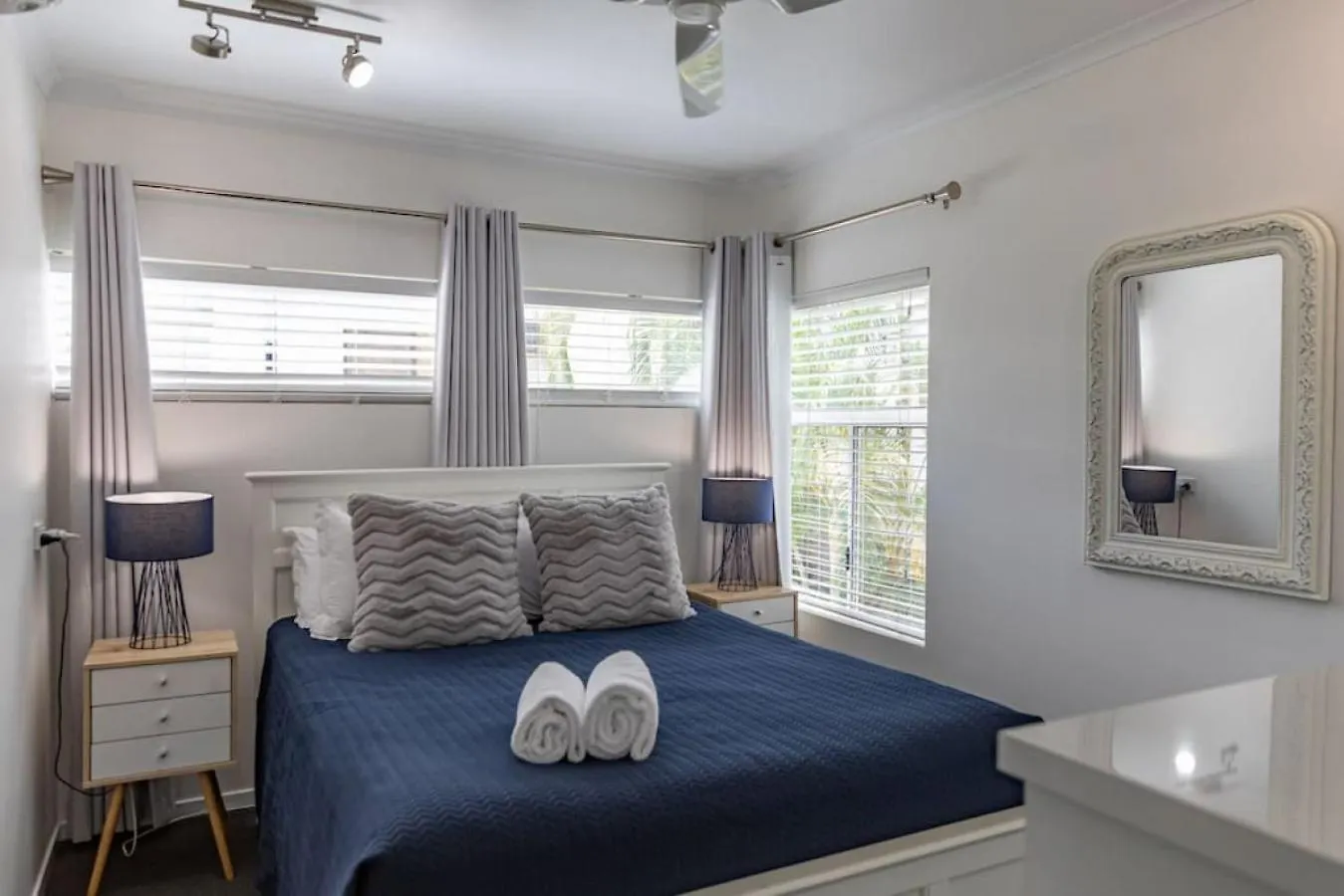 Holiday home Beachluxe Sunseeker, Sublime Tropical Apartment Port Douglas